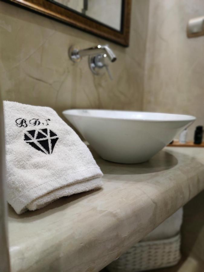 Black Diamond Suites (Adults Only) Akrotírion Dış mekan fotoğraf