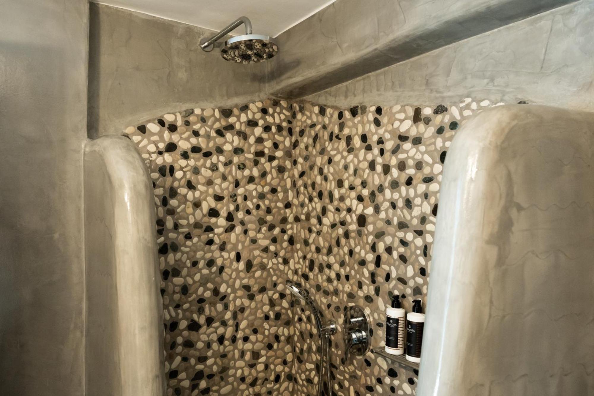 Black Diamond Suites (Adults Only) Akrotírion Dış mekan fotoğraf