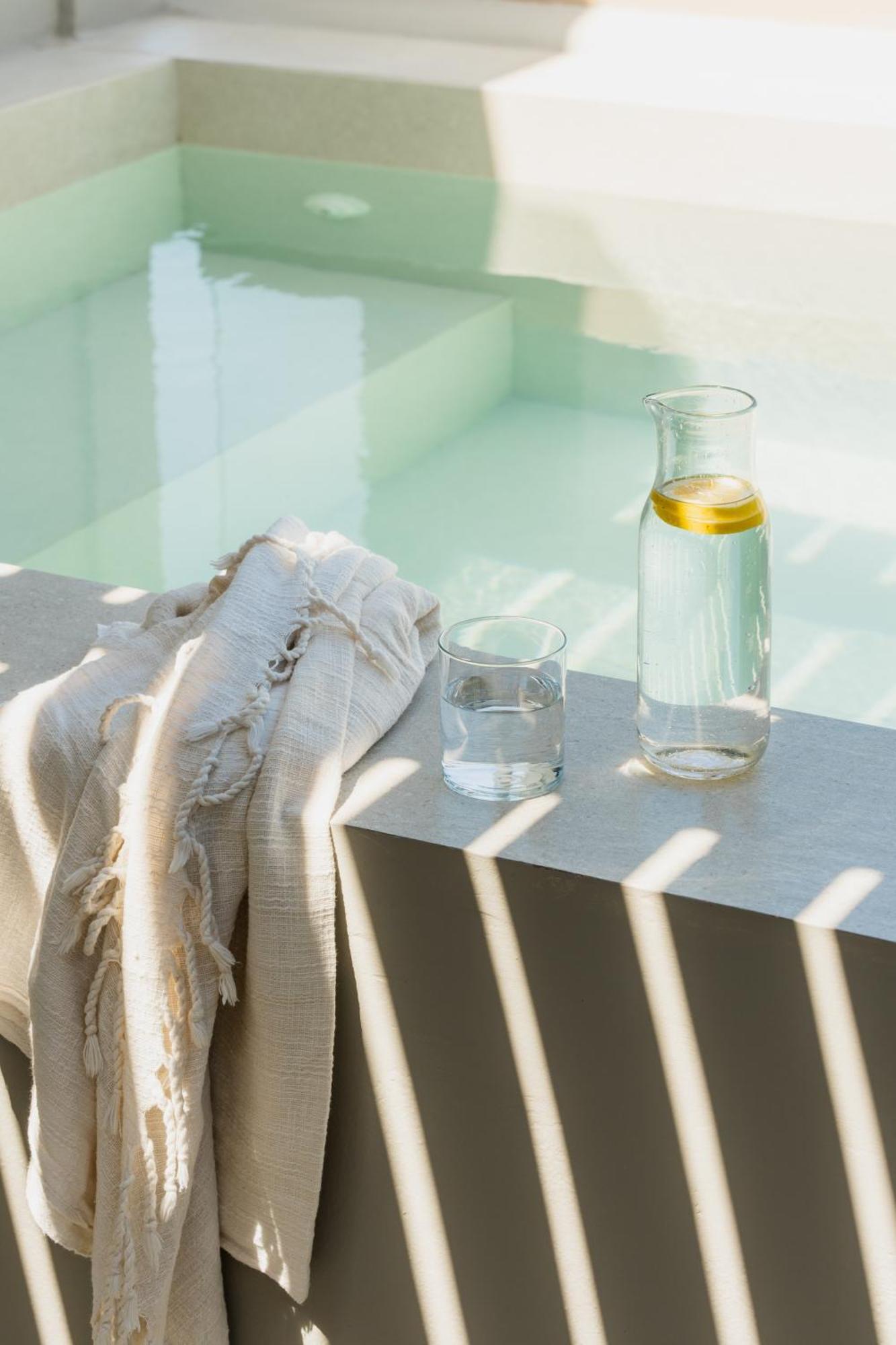 Black Diamond Suites (Adults Only) Akrotírion Dış mekan fotoğraf